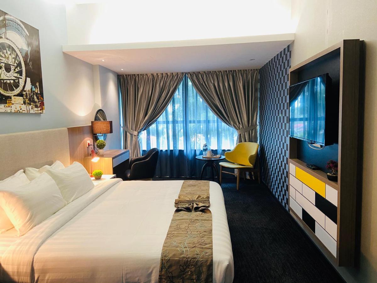 Glex Hotel Signature جوهر بهرو المظهر الخارجي الصورة