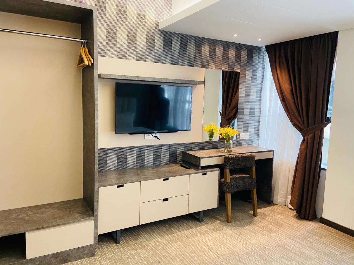 Glex Hotel Signature جوهر بهرو المظهر الخارجي الصورة